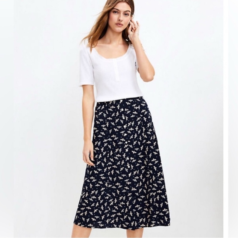 💖LOFT Navy printed Midi Skirt
